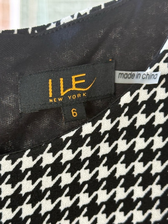 Ile New York Dresses & Skirts - ILE New York Black & White Houndstooth Women's Dress